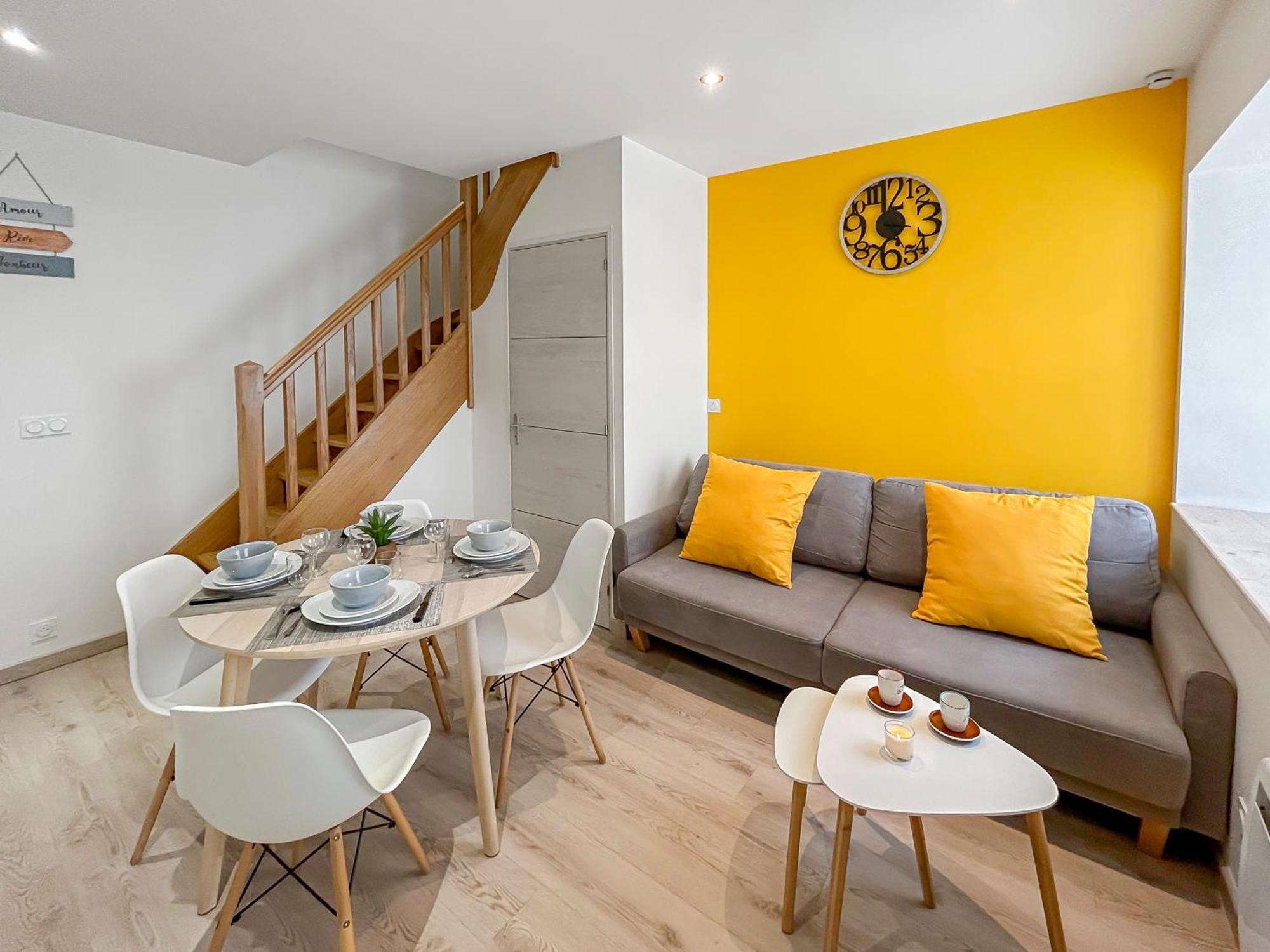 L'Atypique Hyper Centre Wifi Et Netflix Gratuit Apartment Mayenne Exterior foto